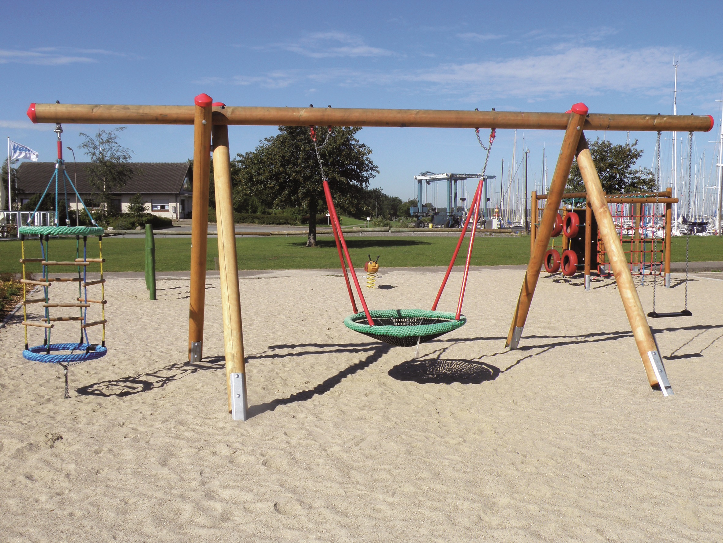Turkuaz Park | Angled Swing Frame 'Turna' Long