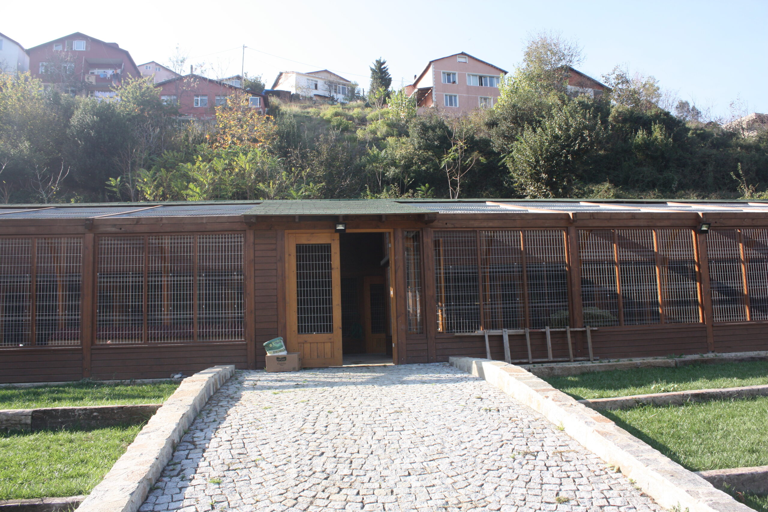 Turkuaz Park | Ahşap Hayvan Evleri - Fauna Binası