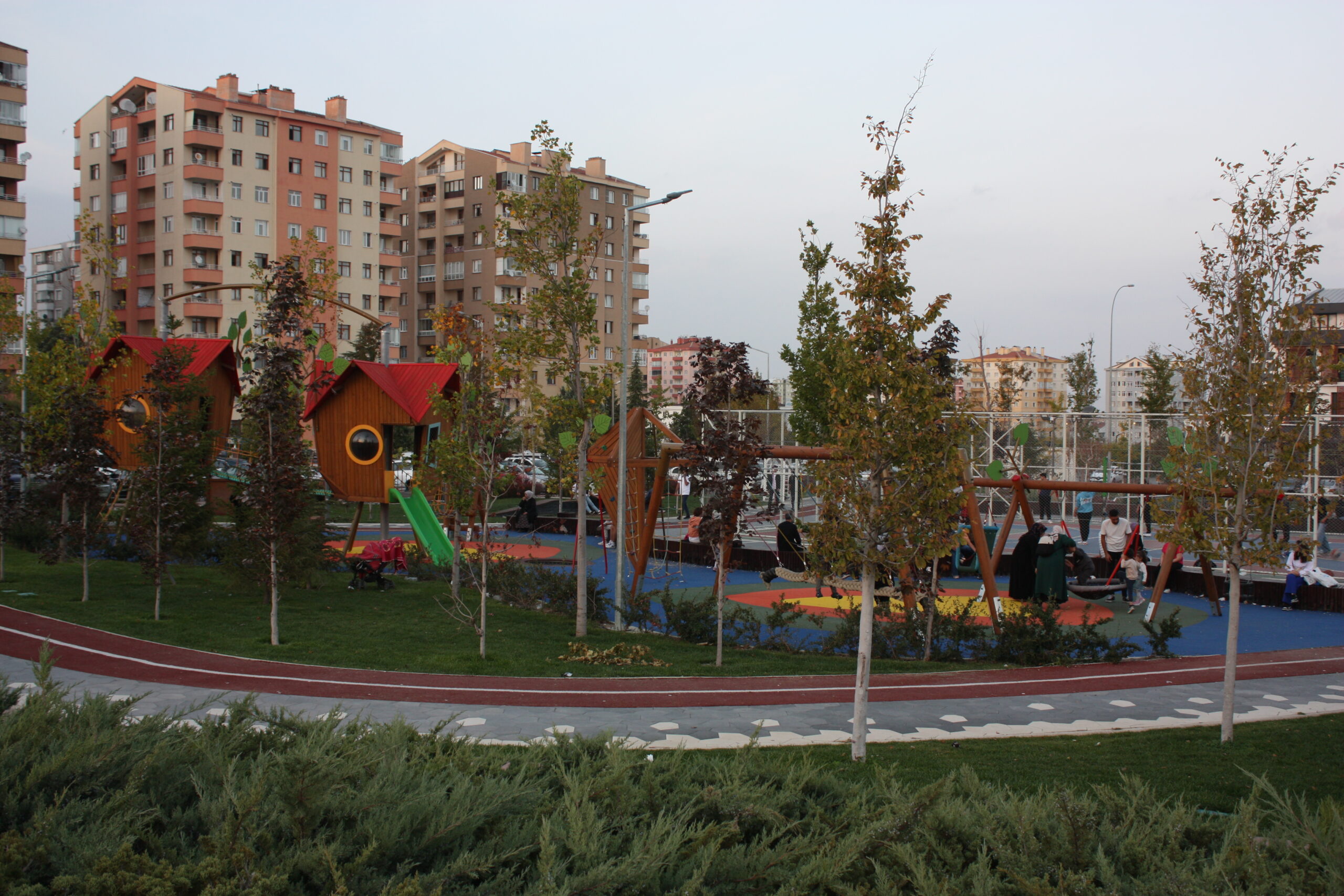 Turkuaz Park | Leafy Ahşap Çocuk Oyun Parkı Turkuaz Park | Leafy Ahşap Çocuk Oyun Parkı